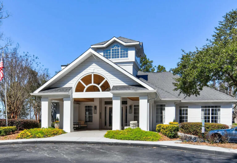 Sandy Springs Apartments Elliot Abernathy