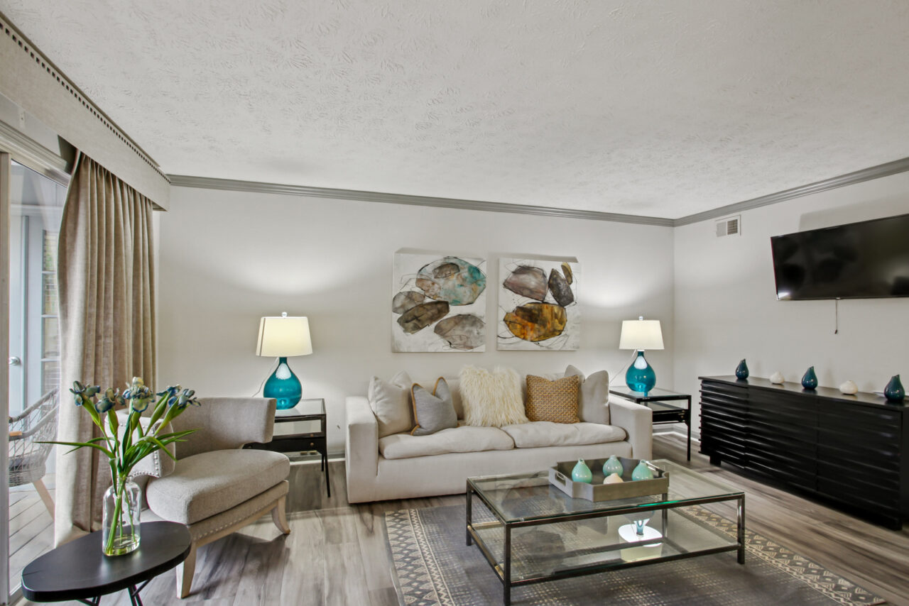 Gallery Elliot Abernathy